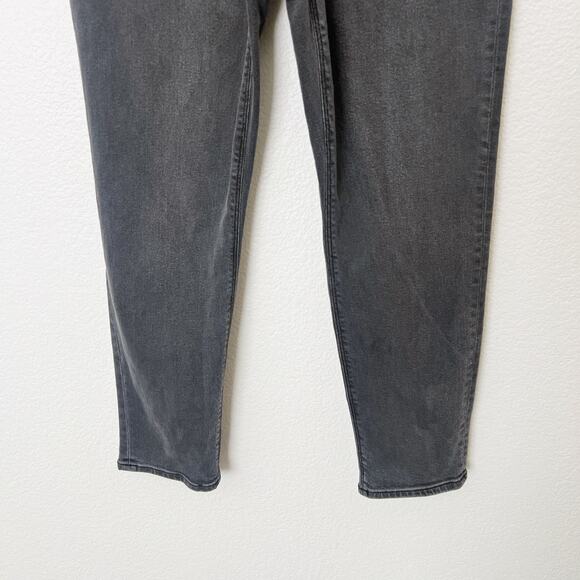 [American Eagle Outfitters] Washed Black High Rise Tapered Stretch Mom Jeans 6 - Picture 6 of 11